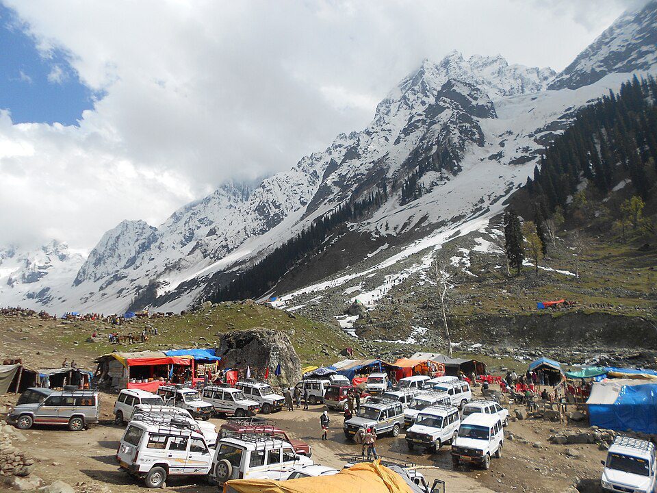 Thajiwas Glacier